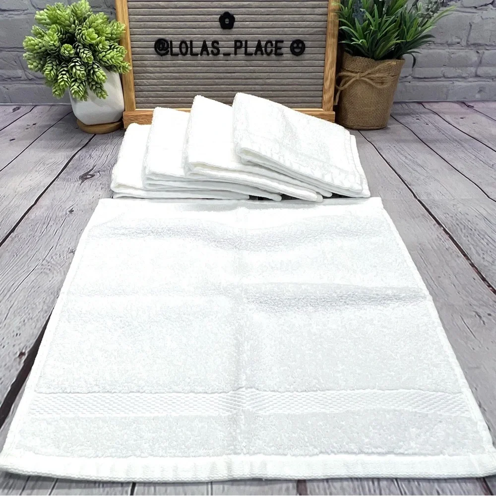 Wash Cloths - White Set of (5) Like New
